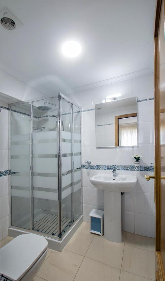 Apartamentos Amat - Only Adult - Playa El Bajondillo Τορρεμολίνος Εξωτερικό φωτογραφία
