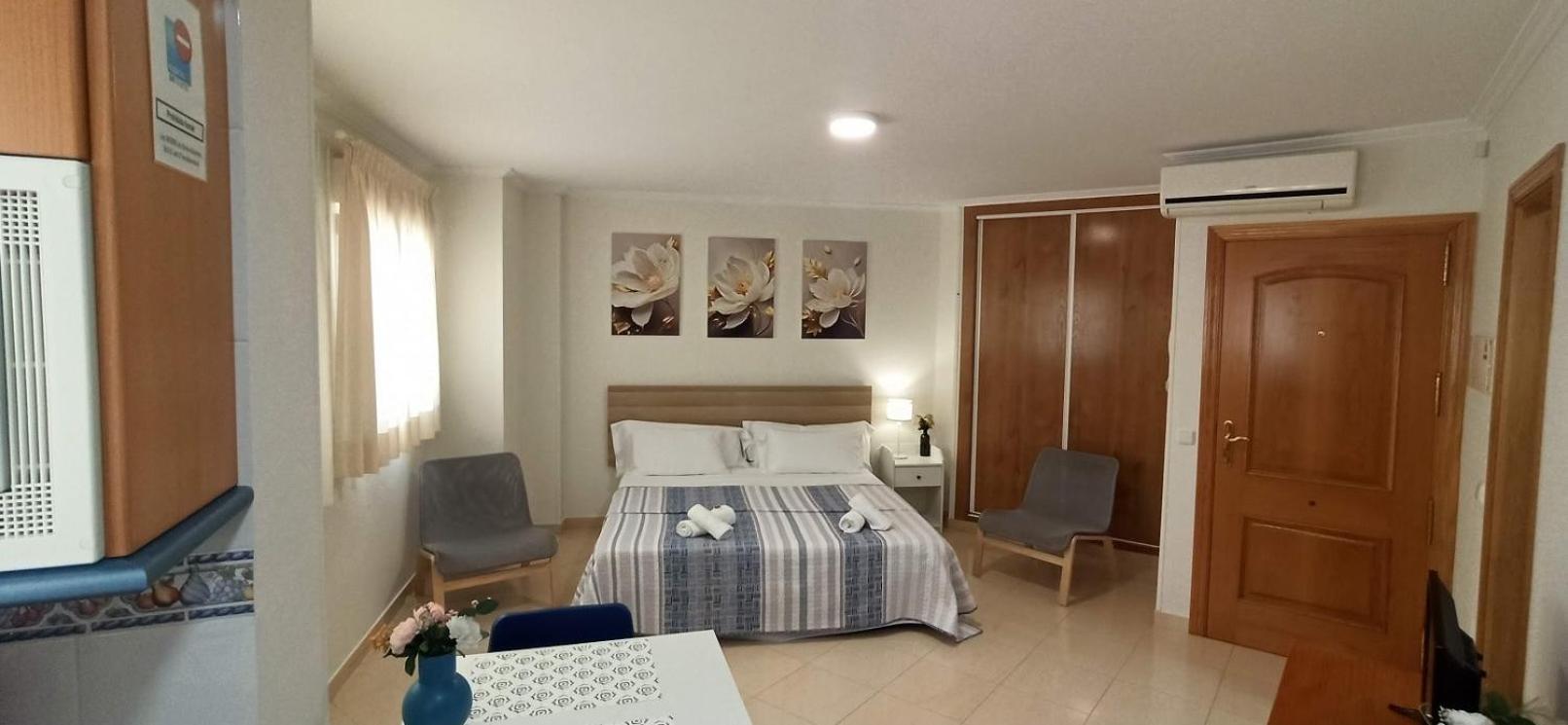 Apartamentos Amat - Only Adult - Playa El Bajondillo Τορρεμολίνος Εξωτερικό φωτογραφία